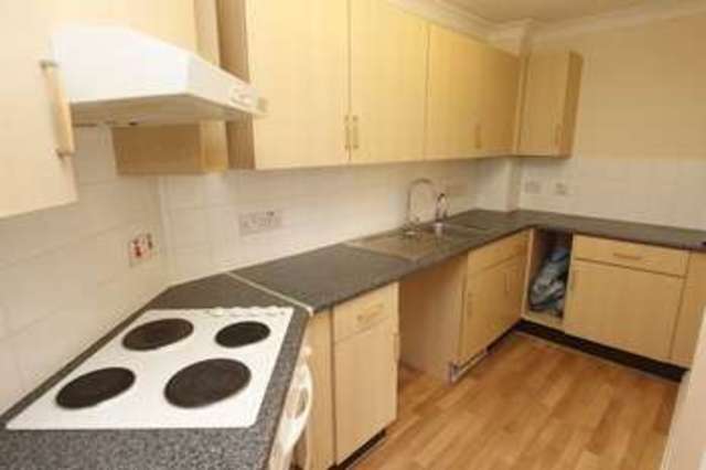  Image of 2 bedroom Flat to rent in Regents Park Road Southampton SO15 at Regents Park Road  Southampton, SO15 8NA