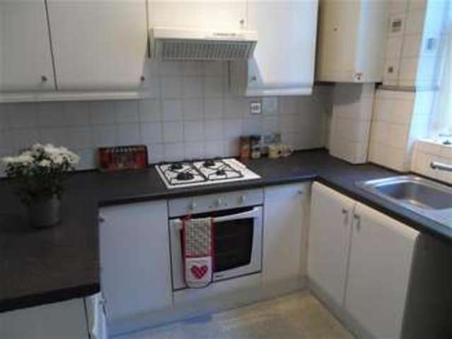  Image of 2 bedroom Terraced house to rent in Mount Street Sowerby Bridge HX6 at Sowerby Bridge, HX6 2QX