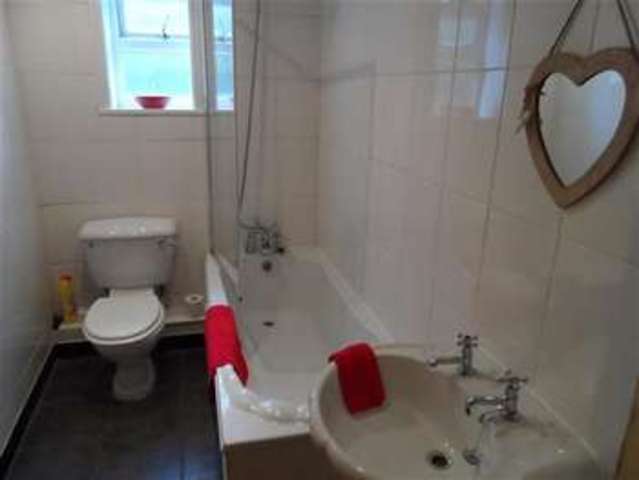  Image of 2 bedroom Terraced house to rent in Mount Street Sowerby Bridge HX6 at Sowerby Bridge, HX6 2QX