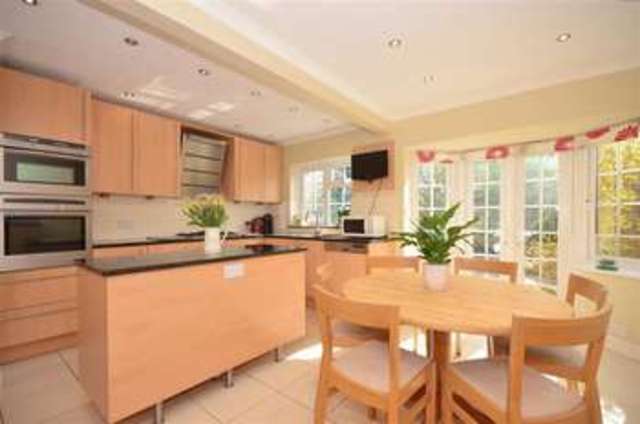  Image of 4 bedroom Town House for sale in Mulgrave Road Sutton SM2 at Sutton Surrey Sutton, SM2 6LR
