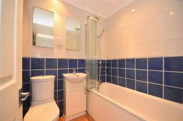  Image of 4 bedroom Town House for sale in Mulgrave Road Sutton SM2 at Sutton Surrey Sutton, SM2 6LR
