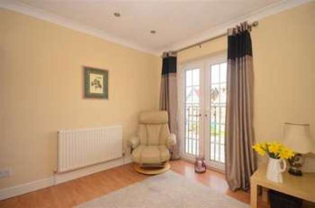  Image of 4 bedroom Town House for sale in Mulgrave Road Sutton SM2 at Sutton Surrey Sutton, SM2 6LR