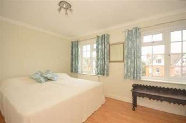  Image of 4 bedroom Town House for sale in Mulgrave Road Sutton SM2 at Sutton Surrey Sutton, SM2 6LR