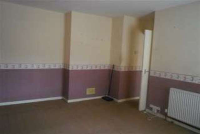  Image of 3 bedroom Detached house to rent in Neath Road Bloxwich Walsall WS3 at Walsall, WS3 2QZ