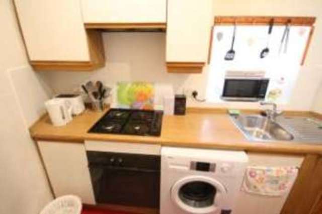  Image of 2 bedroom Flat for sale in Neilston Road Paisley PA2 at Paisley  Paisley, PA2 6LN
