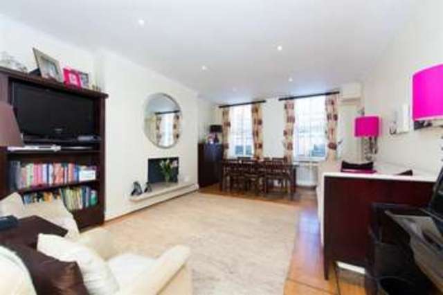  Image of 2 bedroom Flat for sale in Nevern Square London SW5 at Earls Court London Earl