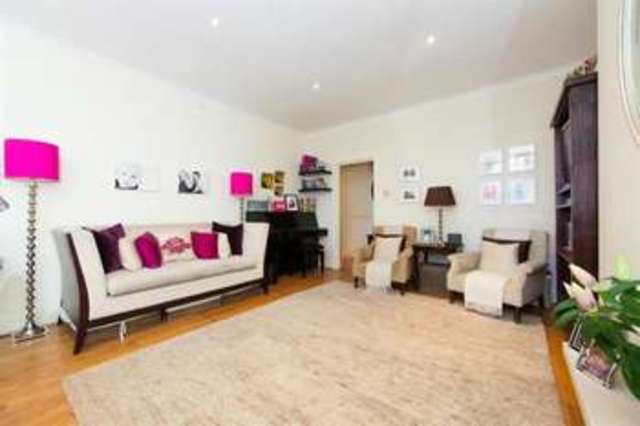  Image of 2 bedroom Flat for sale in Nevern Square London SW5 at Earls Court London Earl