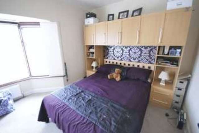  Image of 3 bedroom Semi-Detached house for sale in Neville Avenue Fareham PO16 at Neville Avenue Portchester Fareham, PO16 9NR