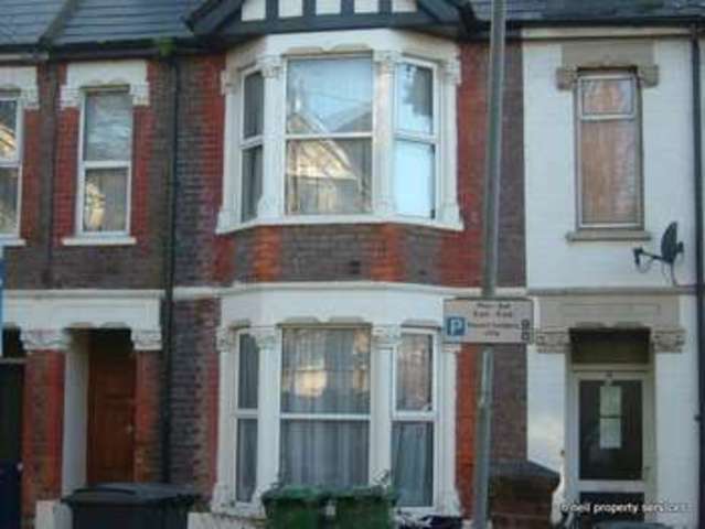  Image of 1 bedroom Flat for sale in Moss Lane West Manchester M15 at Tamworth Street  Manchester, M15 5PD