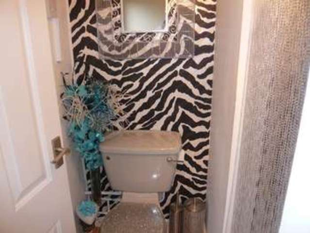  Image of 1 bedroom Ground Flat for sale in New Road Porthcawl CF36 at New Road  Porthcawl, CF36 5PH