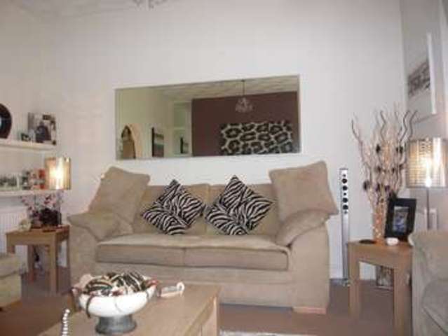  Image of 1 bedroom Ground Flat for sale in New Road Porthcawl CF36 at New Road  Porthcawl, CF36 5PH
