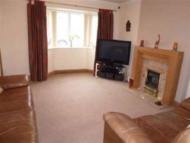  Image of 3 bedroom Town House for sale in New Street Golcar Huddersfield HD7 at Golcar, HD7 4DZ