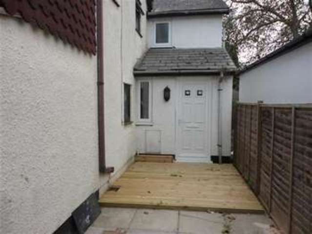  Image of 2 bedroom Apartment to rent in Newport Road Caldicot NP26 at Caldicot, NP26 4HX