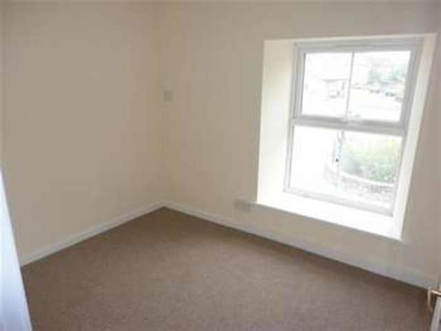  Image of 2 bedroom Apartment to rent in Newport Road Caldicot NP26 at Caldicot, NP26 4HX