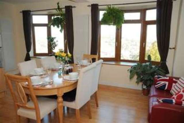  Image of 4 bedroom Semi-Detached house to rent in Powderham Road Newton Abbot TQ12 at Newton Abbot, TQ12 1EZ