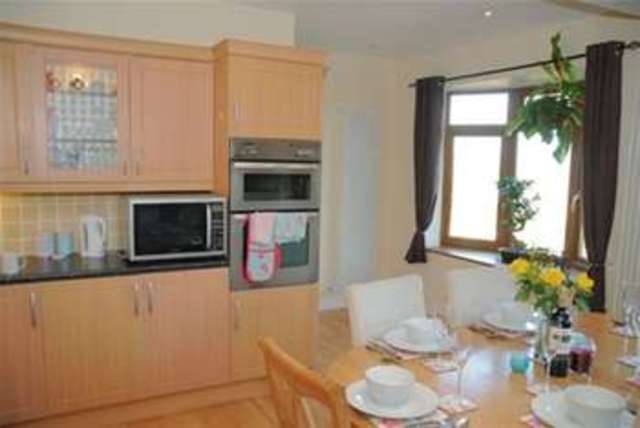  Image of 4 bedroom Semi-Detached house to rent in Powderham Road Newton Abbot TQ12 at Newton Abbot, TQ12 1EZ
