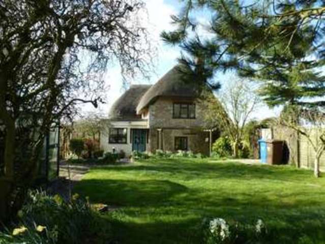  Image of 2 bedroom Cottage for sale in Newton Purcell Buckingham MK18 at Newton Purcell Buckingham, MK18 4AZ