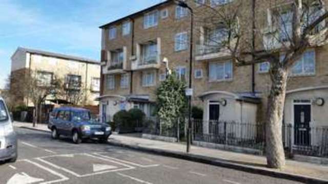  Image of 3 bedroom Flat to rent in Nye Bevan Estate London E5 at Nye Bevan Estate  London, E5 0AG