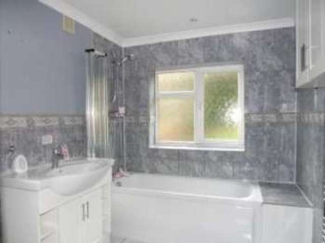  Image of 3 bedroom Semi-Detached house for sale in Oaks Road Kenley CR8 at Kenley  Kenley, CR8 5NR