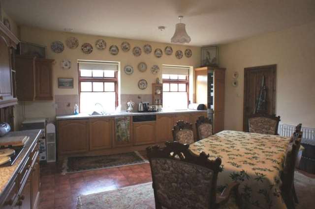  Image of 2 bedroom Semi-Detached house to rent in Barton Hartshorn Buckingham MK18 at 6 Manor Farm 6 Manor Farm Barton Hartshorn, MK18 4JX