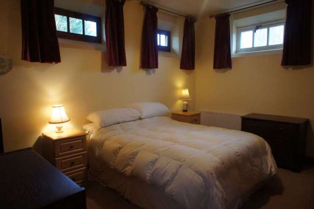  Image of 2 bedroom Semi-Detached house to rent in Barton Hartshorn Buckingham MK18 at 6 Manor Farm 6 Manor Farm Barton Hartshorn, MK18 4JX