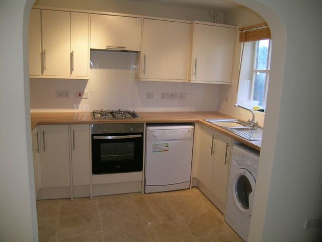  Image of 3 bedroom Detached house to rent in Old Town Close Beaconsfield HP9 at Old Town Close  Beaconsfield, HP9 1LF