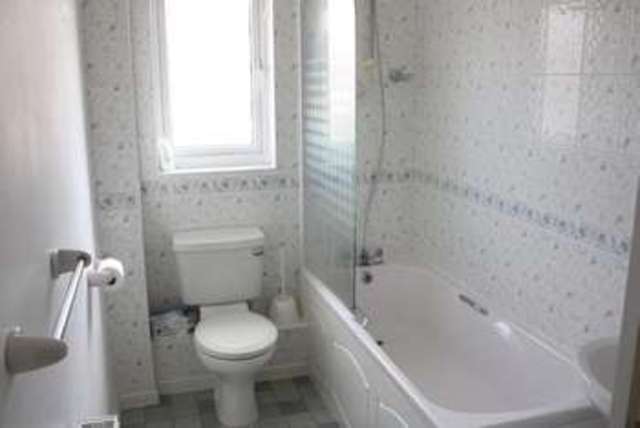  Image of 3 bedroom Chalet for sale in Thorne Farm Way Cadhay Ottery St. Mary EX11 at Ottery St Mary Devon, EX11 1GX