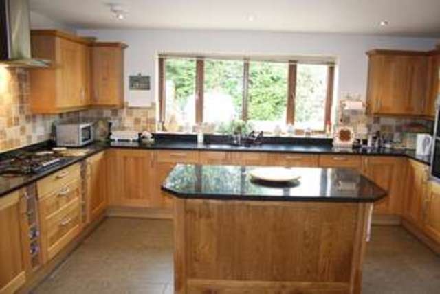  Image of 4 bedroom Detached house for sale in Slade Road Ottery St. Mary EX11 at Ottery St Mary Devon, EX11 1JE