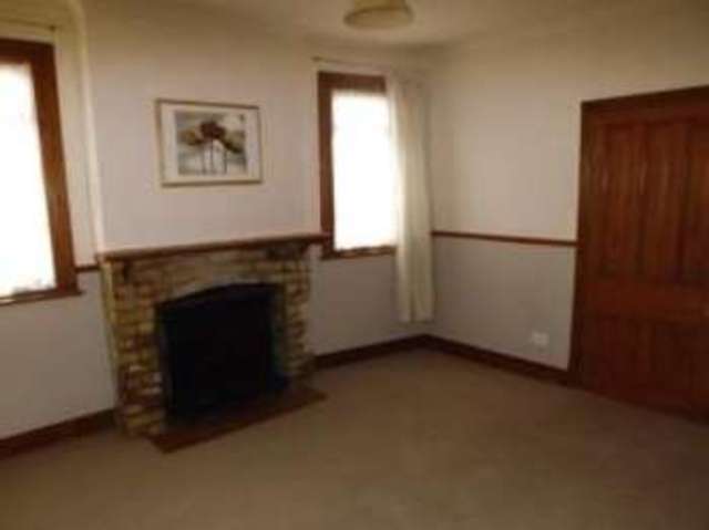  Image of 3 bedroom End of Terrace for sale in Oundle Road Woodston Peterborough PE2 at Peterborough Cambridgeshire Woodston, PE2 9QA