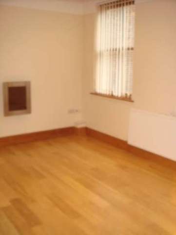  Image of 2 bedroom Flat to rent in High Street Wavertree Liverpool L15 at Wavertree Liverpool Mossley Hill, L15 8HG