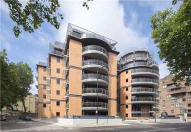  Image of 4 bedroom Flat for sale in Park Road London NW8 at London  St John