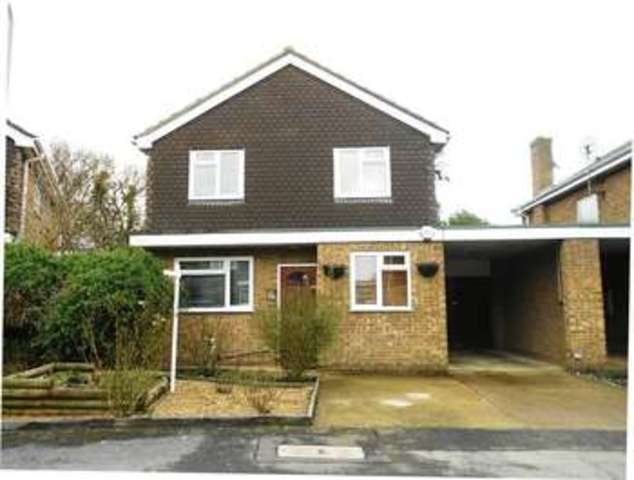  Image of 4 bedroom Detached house to rent in Partridge Close Chesham HP5 at Partridge Close  Chesham, HP5 3LH