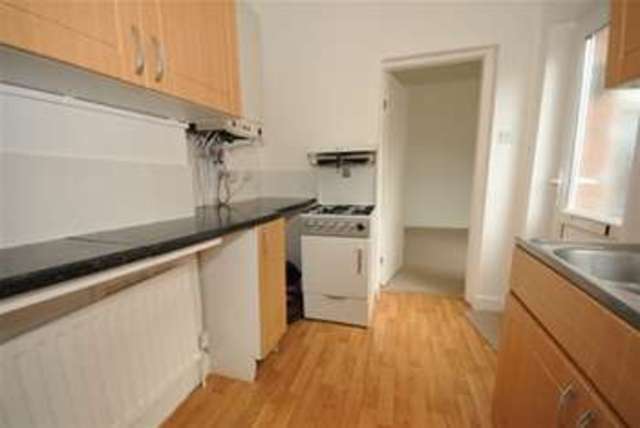 Image of 1 bedroom Flat to rent in Paynes Lane Coventry CV1 at Coventry, CV1 5LN