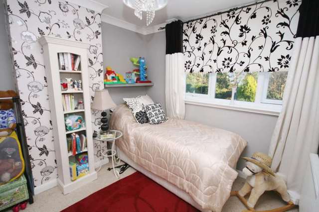  Image of 5 bedroom Semi-Detached house for sale in Pear Trees Ingrave Brentwood CM13 at Peartrees  Brentwood, CM13 3RP