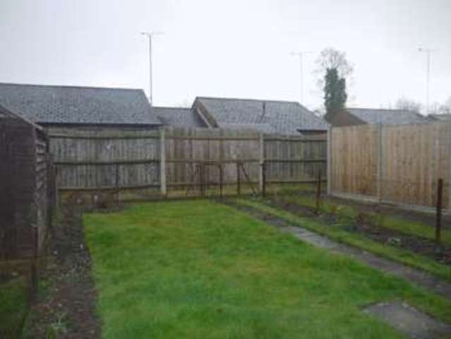  Image of 3 bedroom Detached house for sale in Pemberton Close Aylesbury HP21 at Pemberton Close  Aylesbury, HP21 7NY