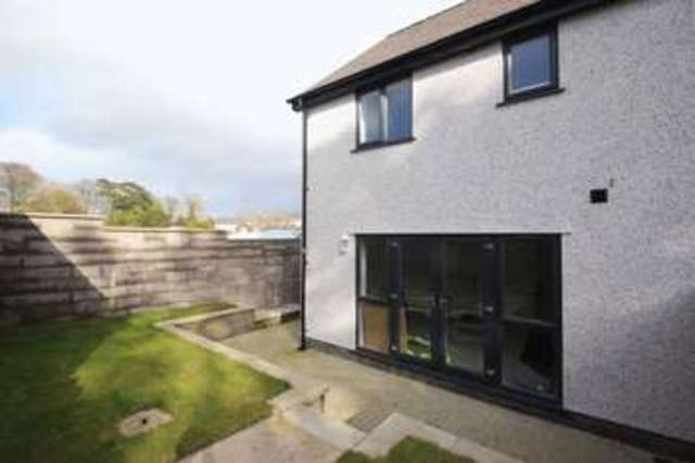  Image of 2 bedroom Detached house for sale in Cae Capel Bach Penygroes Caernarfon LL54 at Penygroes Caernarfon, LL54 6PJ