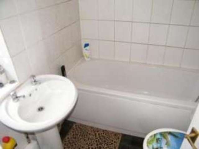 Image of 2 bedroom Maisonette for sale in Roman Way Plymouth PL5 at Plymouth Devon St Budeaux, PL5 2DT