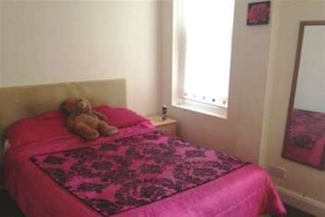  Image of 2 bedroom Flat to rent in Above Bar Street Southampton SO14 at Southampton, SO14 7FG