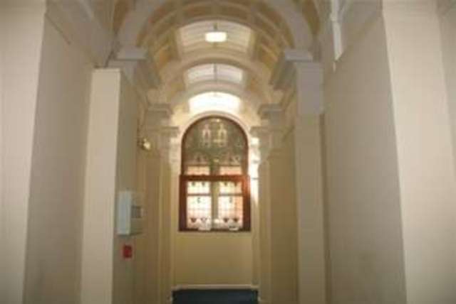  Image of 2 bedroom Flat to rent in Above Bar Street Southampton SO14 at Southampton, SO14 7FG