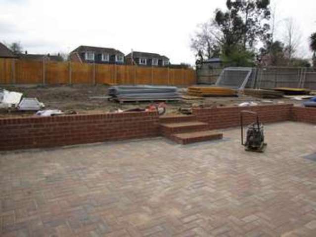 Image of 4 bedroom Detached house for sale in The Crescent Purbrook Waterlooville PO7 at Purbrook Waterlooville Hampshire, PO7 5EU