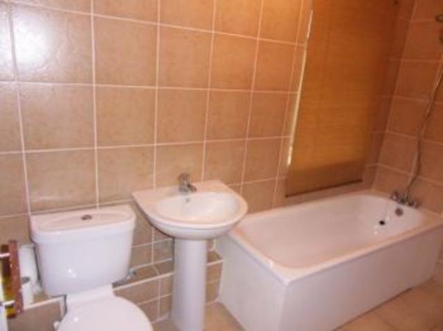  Image of 4 bedroom Detached house to rent in Riddlesdown Road Purley CR8 at Purley, CR8 1DJ