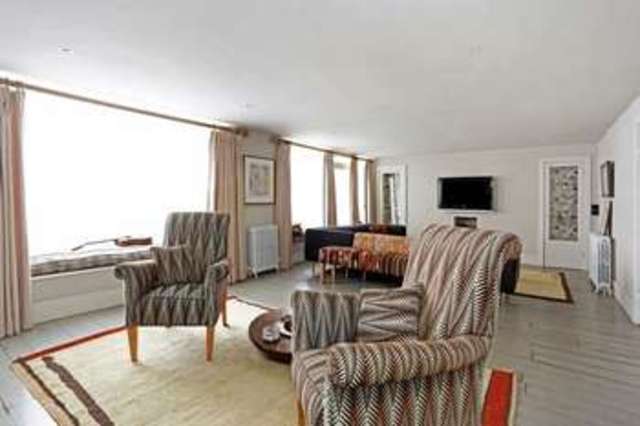  Image of 5 bedroom Detached house for sale in Quaperlake Street Bruton BA10 at Quaperlake Street  Bruton, BA10 0HA