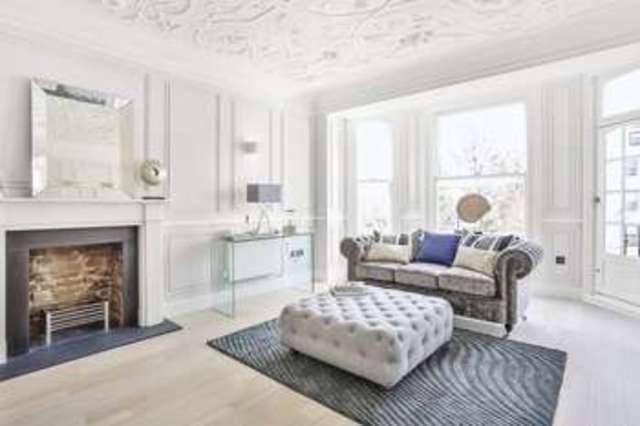  Image of 2 bedroom Flat for sale in Queen's Gate London SW7 at Queens Gate  London, SW7 5LJ
