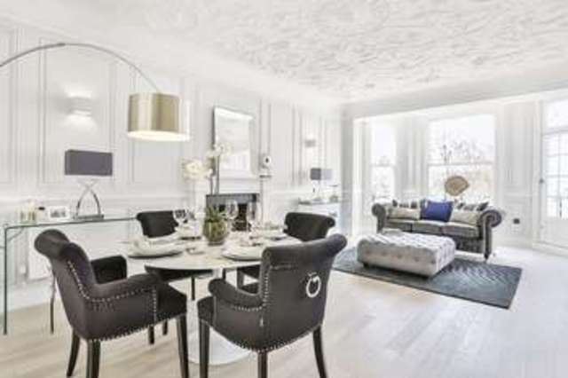  Image of 2 bedroom Flat for sale in Queen's Gate London SW7 at Queens Gate  London, SW7 5LJ