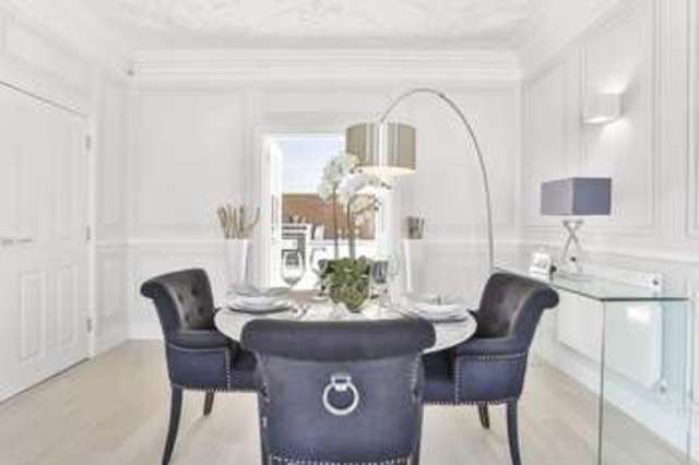  Image of 2 bedroom Flat for sale in Queen's Gate London SW7 at Queens Gate  London, SW7 5LJ