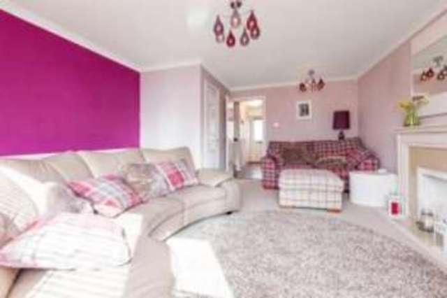  Image of 3 bedroom Town House for sale in Raeburn Avenue Paisley PA1 at Paisley Renfrewshire Paisley, PA1 1SZ