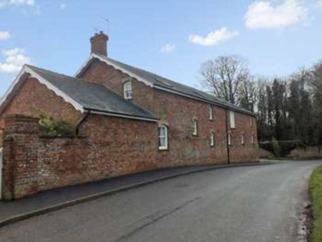  Image of 3 bedroom Cottage for sale in Raithby Spilsby PE23 at Raithby Spilsby, PE23 4DS
