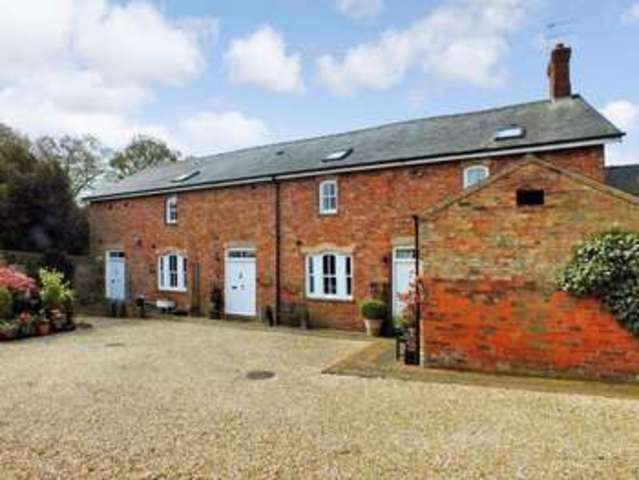  Image of 3 bedroom Cottage for sale in Raithby Spilsby PE23 at Raithby Spilsby, PE23 4DS