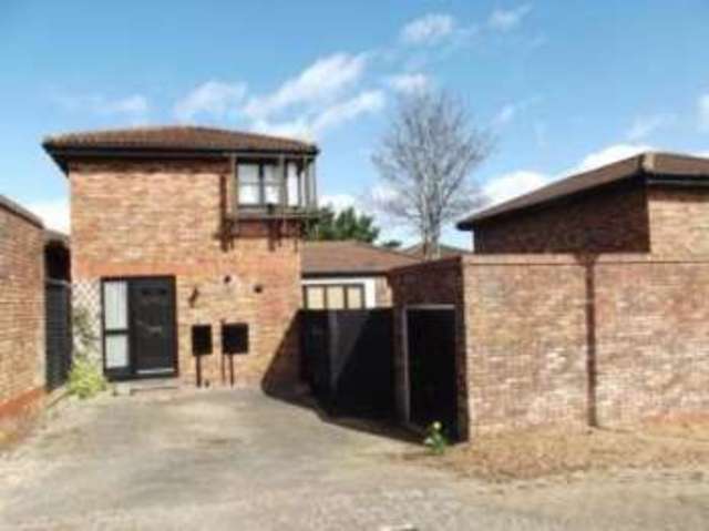  Image of 3 bedroom Detached house for sale in Ramsay Close Bradwell Milton Keynes MK13 at Bradwell Milton Keynes Bradwell, MK13 9HN