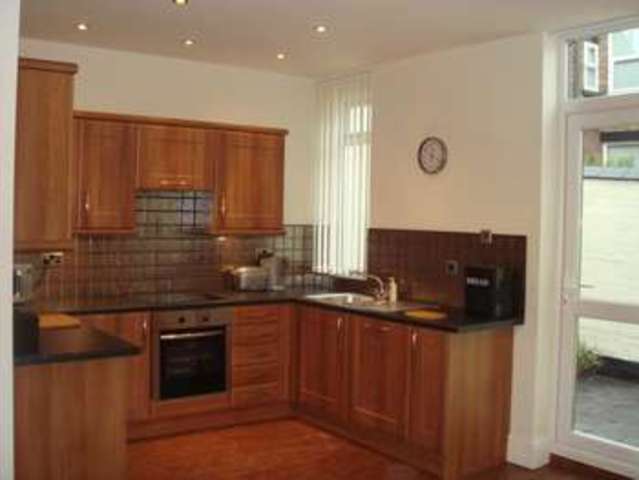  Image of 2 bedroom Terraced house to rent in Rathbone Road Wavertree Liverpool L15 at Wavertree Liverpool Merseyside, L15 4HQ